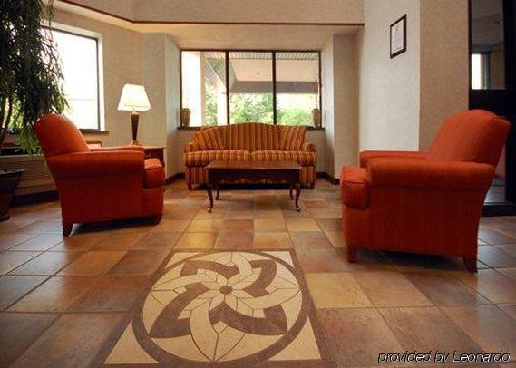 Comfort Inn & Suites West Springfield Interior photo